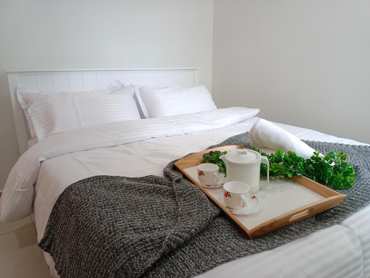 Klia Ehsan Residence Sepang Nilai Greenery 8 Pax Air-Con Extérieur photo