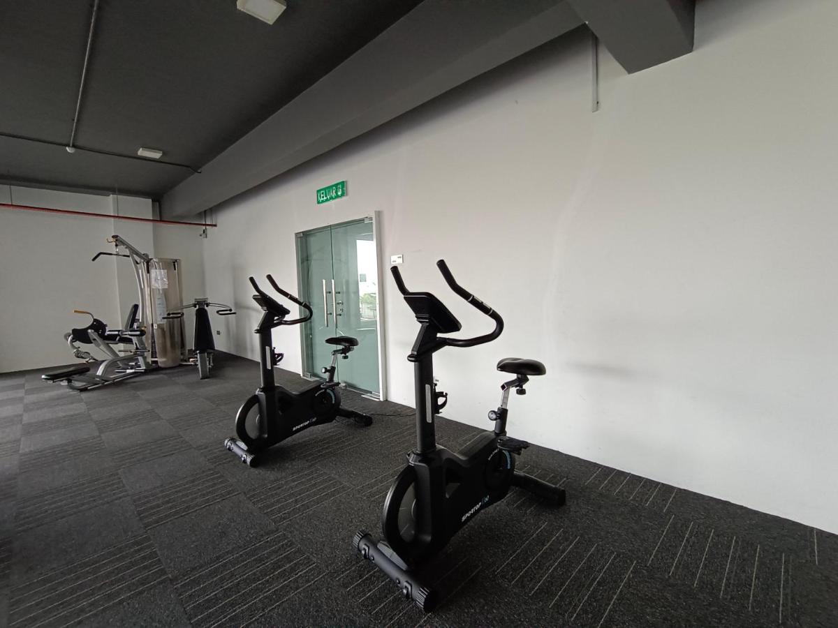 Klia Ehsan Residence Sepang Nilai Greenery 8 Pax Air-Con Extérieur photo