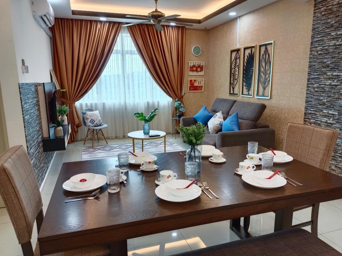 Klia Ehsan Residence Sepang Nilai Greenery 8 Pax Air-Con Extérieur photo