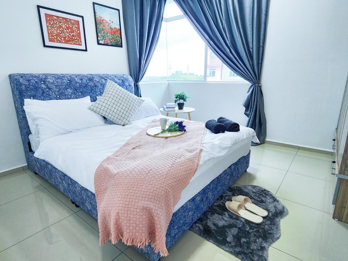 Klia Ehsan Residence Sepang Nilai Greenery 8 Pax Air-Con Extérieur photo